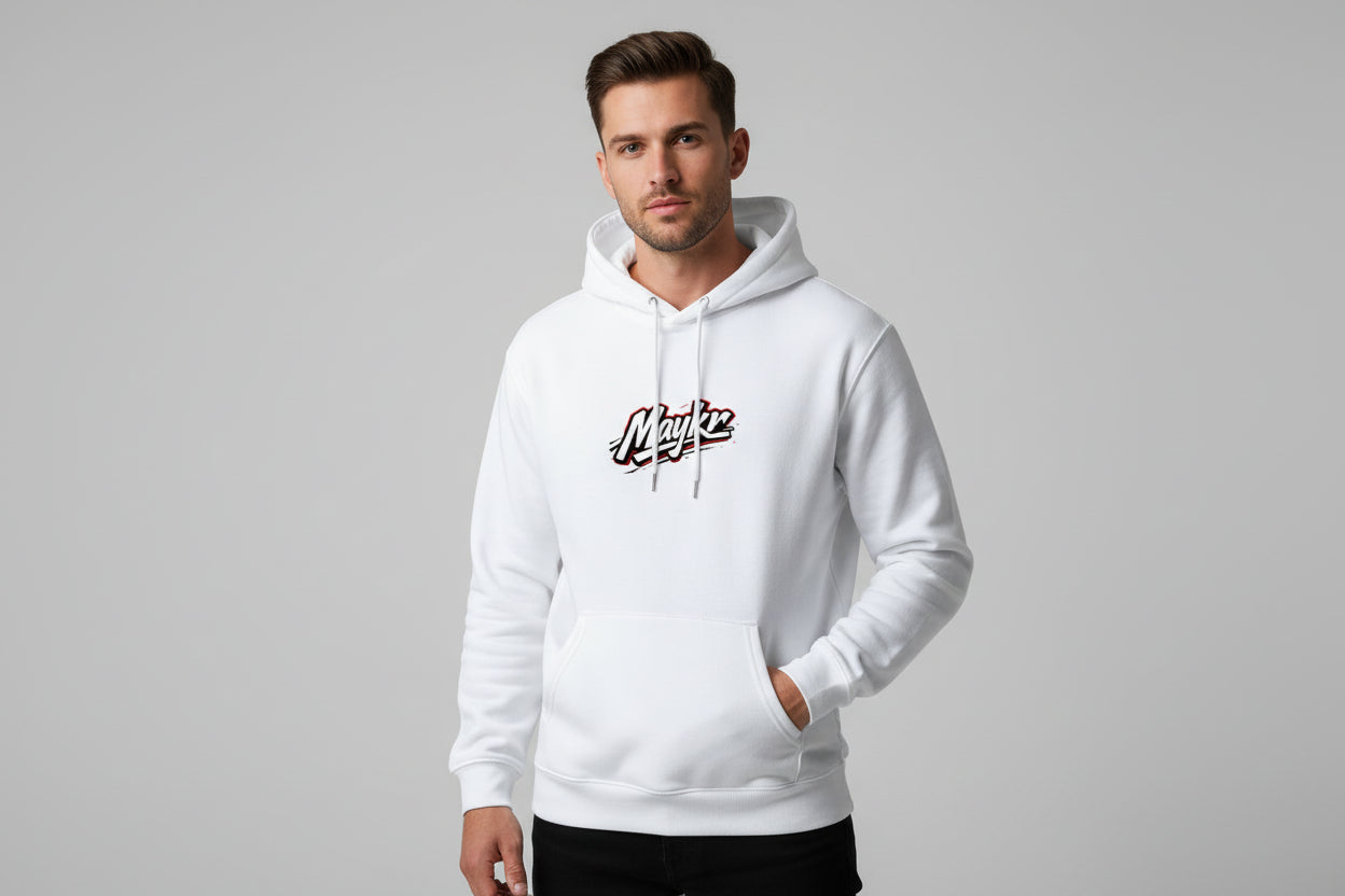 MAYKR Classic Trend Hoodie: heavyweight 100% cotton fleece (300 GSM), unisex regular fit with logo and front pocket.